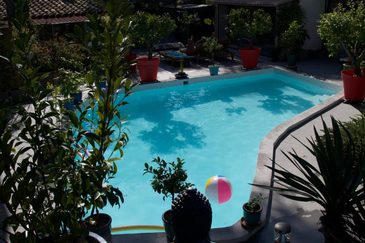 Inn 4 Bears Nimes Exterior photo